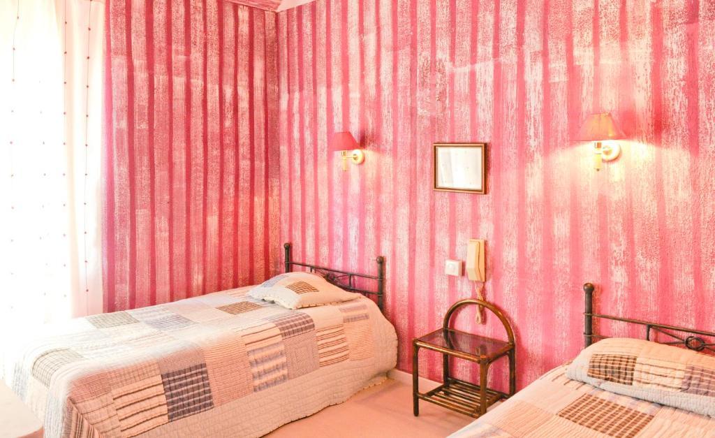 Auberge Bourrelly Cabries Ruang foto